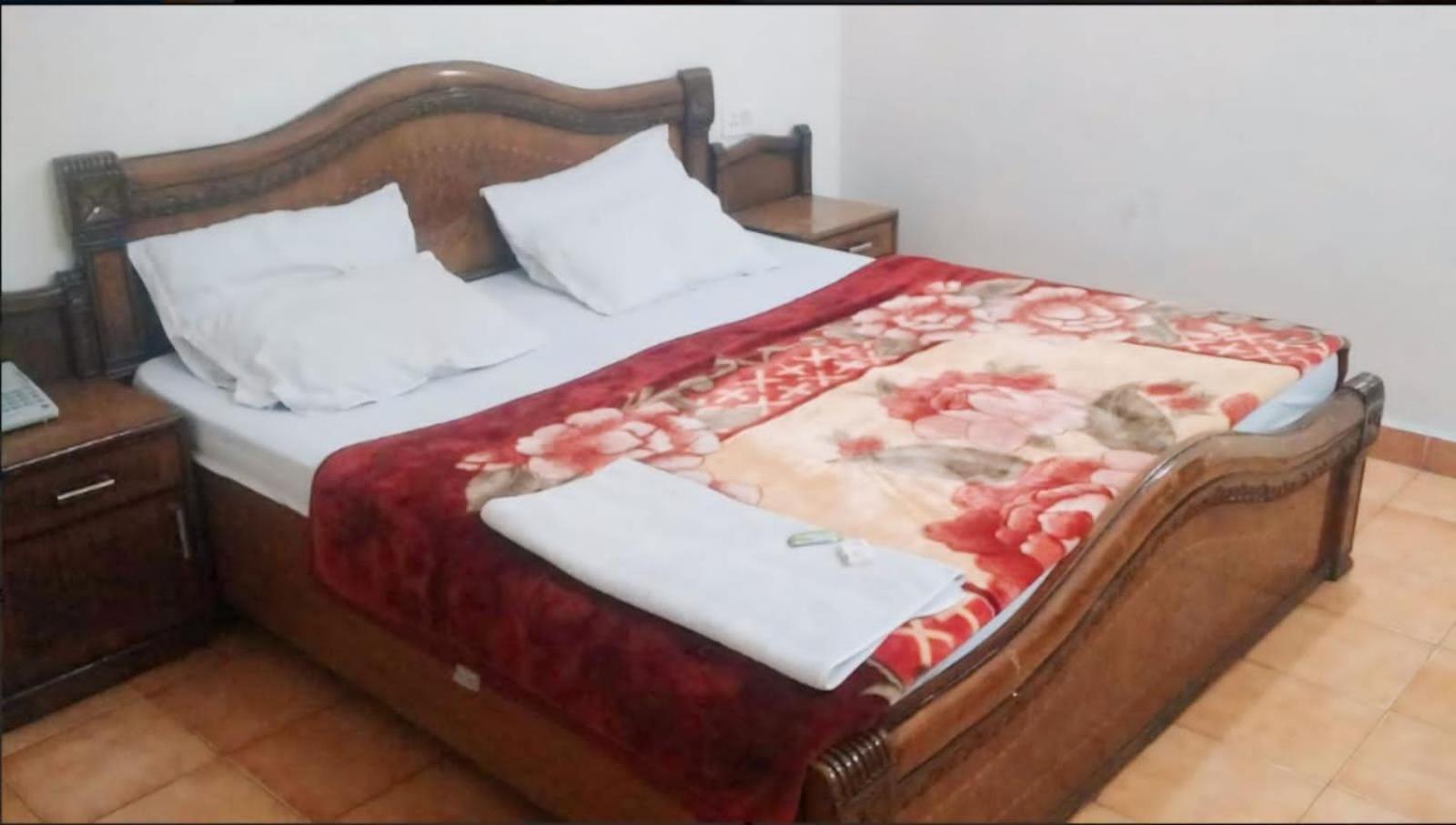 Narayani Guest House By Grb Kankhal Kültér fotó